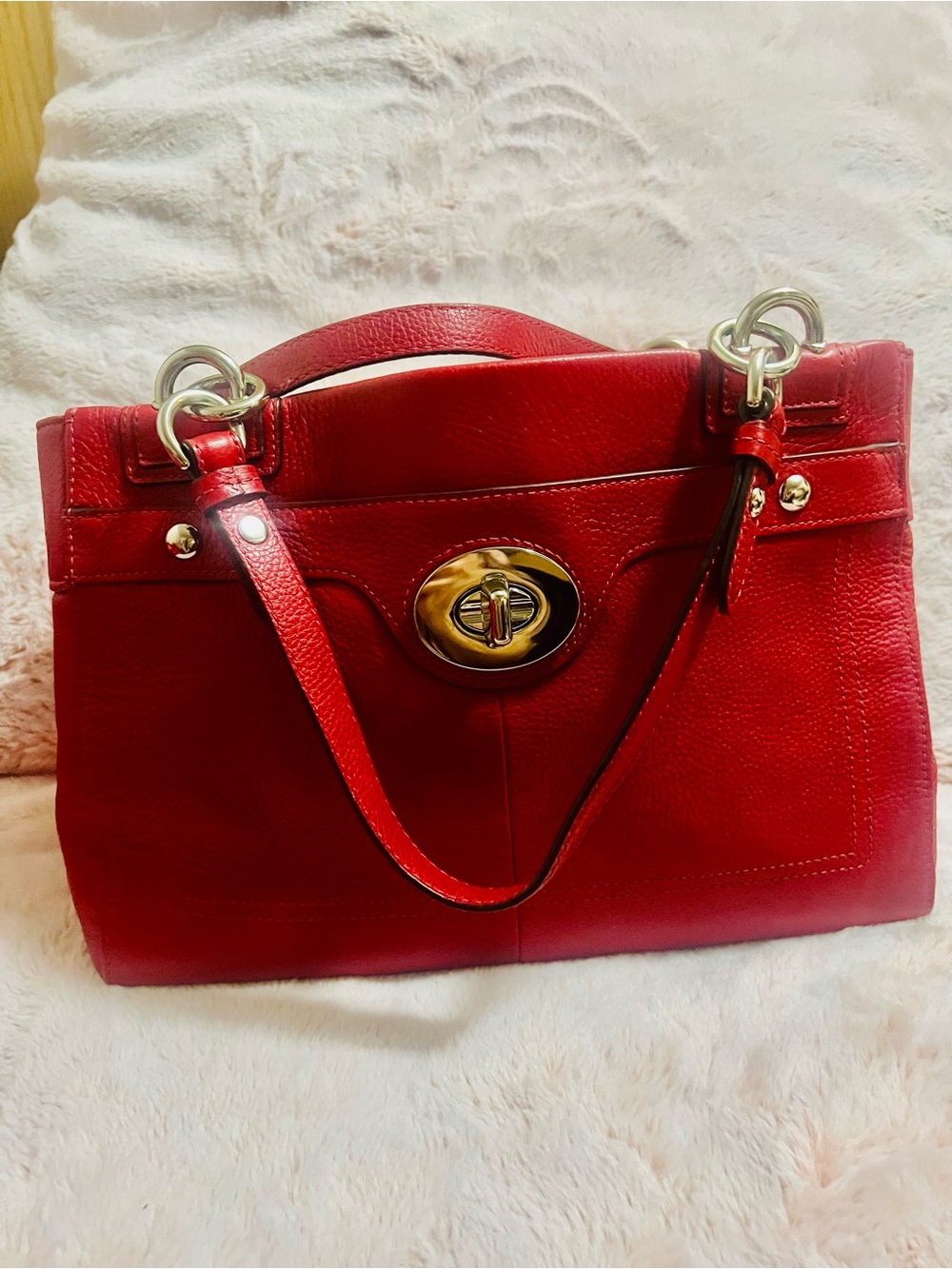 Coach Penelope Red Pebbled Leather Turn-Lock Satchel Handbag Shoulder Bag